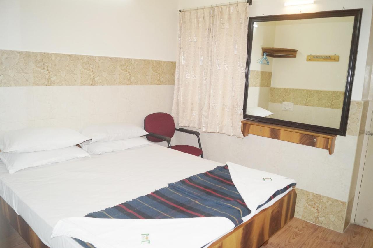 Sri Kumara Lodge Bangalore Dış mekan fotoğraf